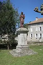 Statue de la Vierge à l'Enfant.