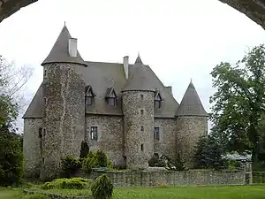 Château (ou maison forte) du Fressinaud à Nouhant.