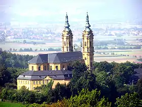 La basilique de Vierzehnheiligen surplombe la vallée du Main.