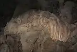 Stalactites dans la grotte de Phoenix.