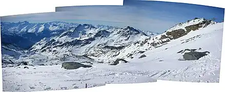 Vue depuis la pointe Rénod en direction de l'ouest-sud-ouest.