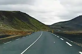 Vue de la route 427 à l'est de Grindavík.