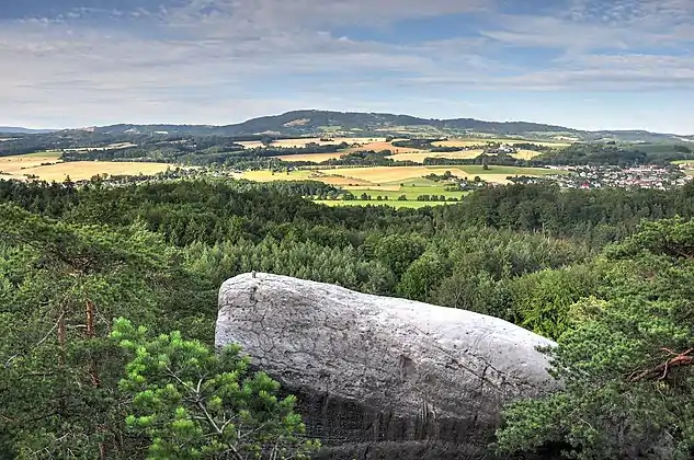 Vue depuis le château de Hrubá Skála.