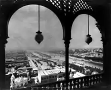 La gare en 1889, depuis la tour Eiffel.