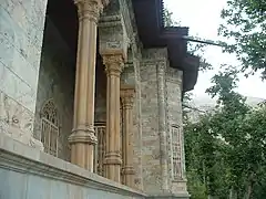 Vue du côté du Palais vert dans lequel vécurent Reza Khan et Mohammad Reza Chah.