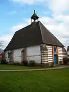 Chapelle Saint-Firmin dans le cimetière.