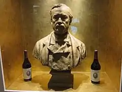 Buste et cuvée de la vigne de Pasteur