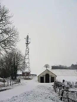 L'élolienne et le lavoir sous la neige