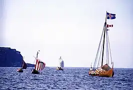 Reconstitution en 2000 du débarquement viking à L’Anse aux Meadows.