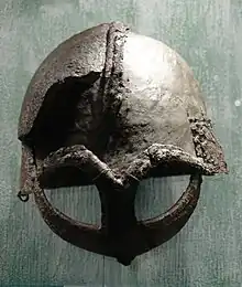 Rare exemplaire de casque viking complet, datant du Xe siècle.