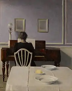 Vilhelm Hammershøi 1901, Intérieur avec piano et femme vêtue de noir (Ordrupgaard museum de Copenhague).