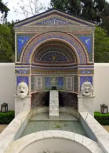 Reconstitution de la fontaine de la Maison de la Grande Fontaine de Pompéi.