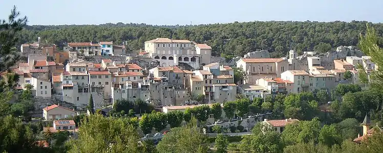 Le village des Pennes-Mirabeau. Vue depuis le Val des Fleurs