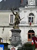 Monument aux morts de Villamblard (Le Poilu victorieux)