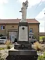 Monument aux morts.