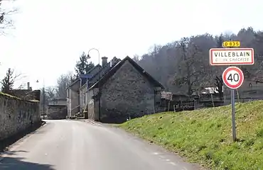 Entrée du hameau de Villeblain.