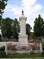 Monument aux morts.