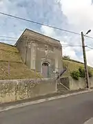 Le château-d'eau dans la ville haute.