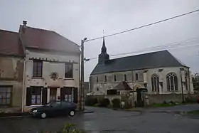 Église Saint-Georges de Villeneuve-sur-Fère