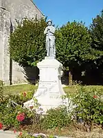 Poilu au repos (monument aux morts)