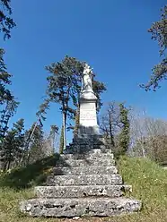 La statue de la vierge