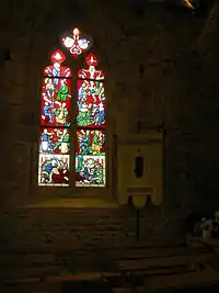 La baie du transept nord, représente l'arbre de Jessé.