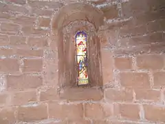 Vitrail de la chapelle Notre-Dame de Spéluque.