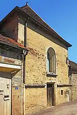 Façade de la chapelle de la Trinité.