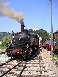 En gare de Boucieu-le-Roi, la 414 prend de l'eau.