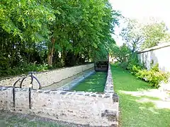 Le vivier-lavoir.