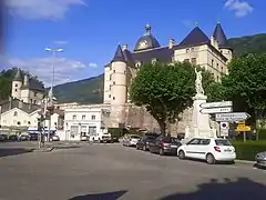 Place du Château.