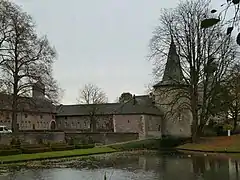 Cour intérieure.