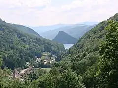 Début de la vallée de la Thur, village de Wildenstein, lac de Wildenstein, Schlossberg