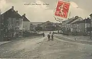 Vue du pont vers 1910.