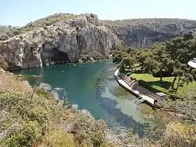 Image illustrative de l’article Lac de Vouliagméni