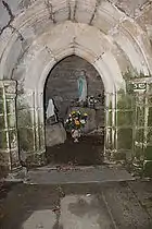Réplique de la grotte de Lourdes, chapelle.