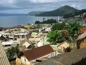 Vue des toits de Sada (Mayotte)