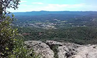 Besse-sur-Issole depuis le site de la chapelle.