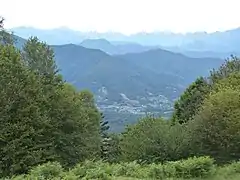 Vue de Massat depuis le col.