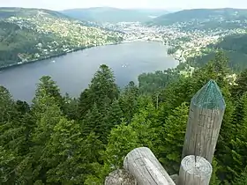 Vue de Gérardmer depuis la Tour de Mérelle.