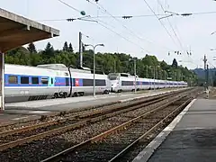Un TGV en gare d'Andelot.