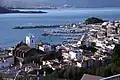 Vue générale du port depuis la colline.