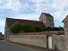 Vue générale de l'église Saint-Cyr-Sainte-Julitte.