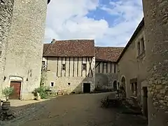 Vue intérieure du bâtiment côté est (gîte).