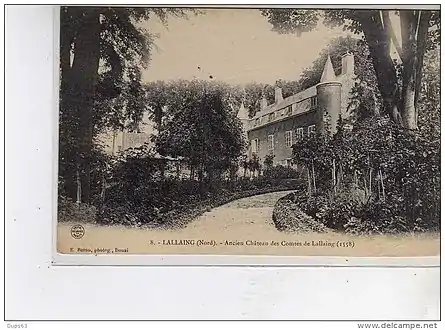 Vue latérale du corps des logis du château de Lallaing