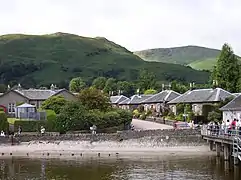 Vue sur Luss depuis le ponton