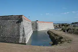 Bastions de la Flotte et du port.