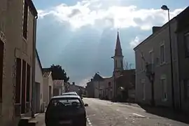 Photo datant de 2013 représentant la rue de la Loire présentant le même cadrage qu'en 1910