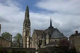 Église Saint-Simplicien.