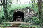 Réplique de la grotte de Lourdes.